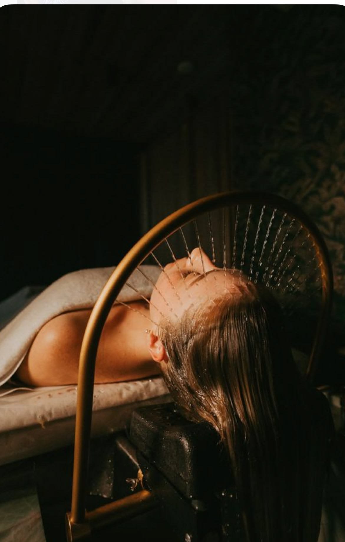 Soin Head Spa relaxant chez Ongles Techniques
